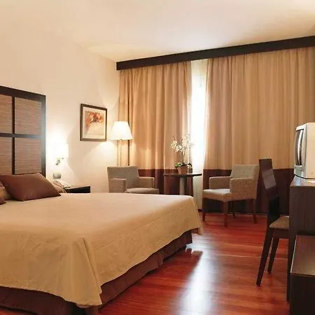 Attica 21 Valles Hotel 3*